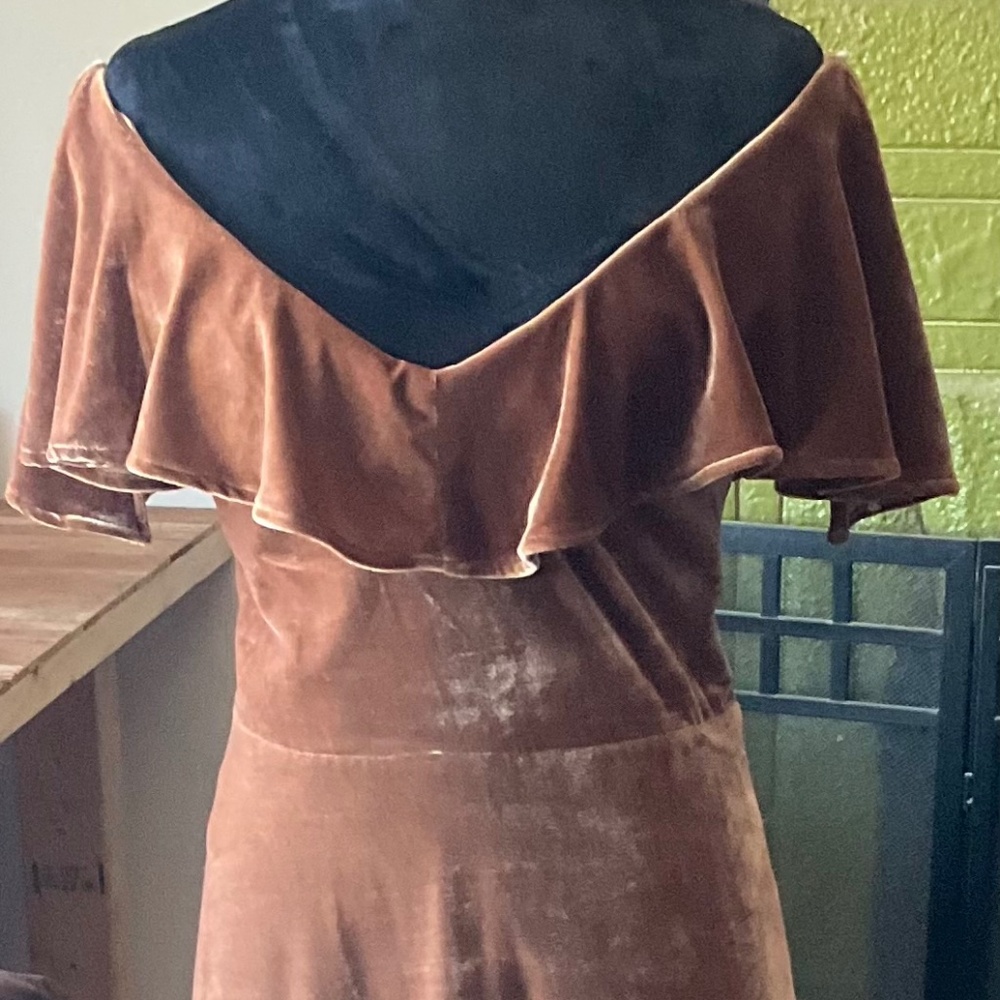 Whiskey Velvet Off-Shoulder Gown by Line & Dot - Size L